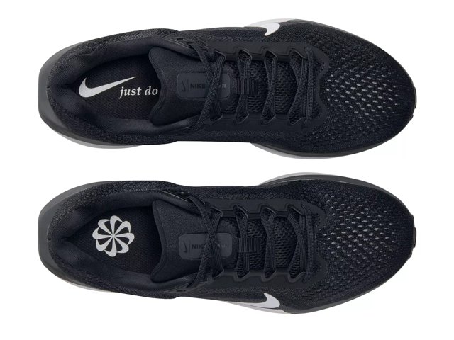 Nike plus 11 store