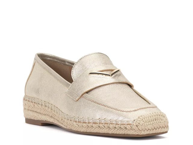 Vince camuto suede flats sale