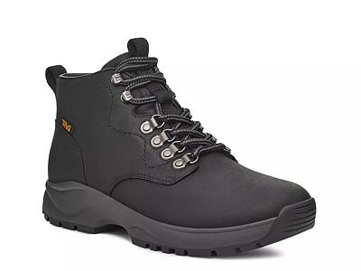 Teva black boots hot sale