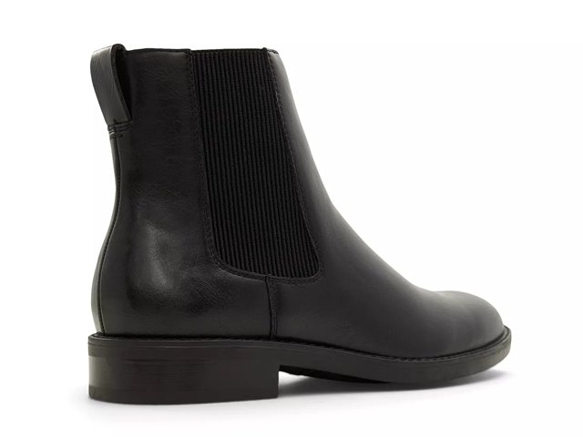 Call it spring grilin chelsea boots top