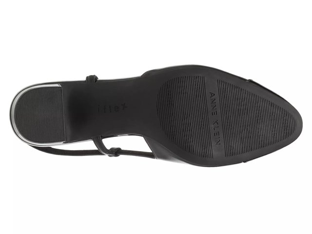 Anne klein flicka pump 2025