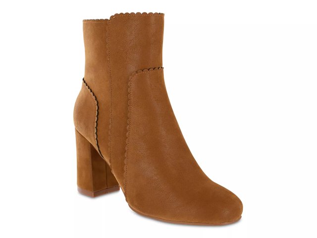 Mia top amore booties