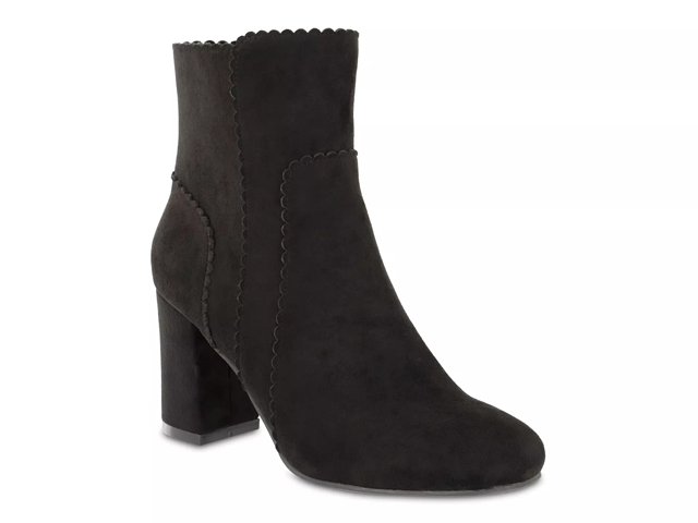 Mia sales amore boots