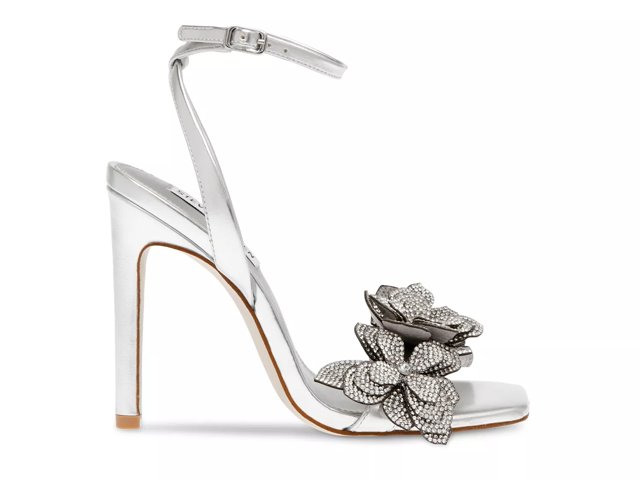 【Steve Madden】ULYANA アンクルストラップ ヒール サンダル Steve Madden】ULYANA アンクルストラップ ヒール サンダル