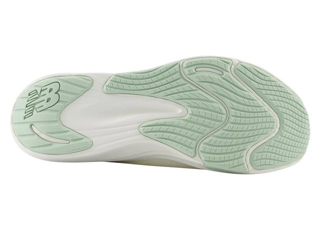New Balance DynaSoft Nergize Sport v2 Sneaker - Women's - Free Shipping | DSW