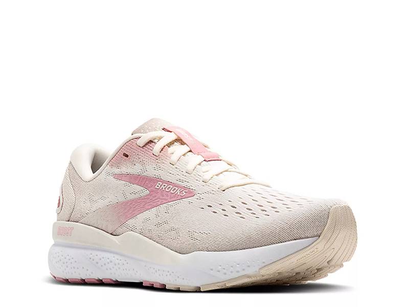 Running shoes clearance womens online