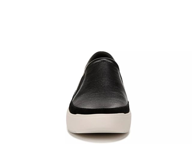 vionic avery slip on sneaker