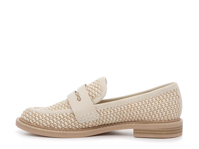 Anne klein hanya loafer 2025