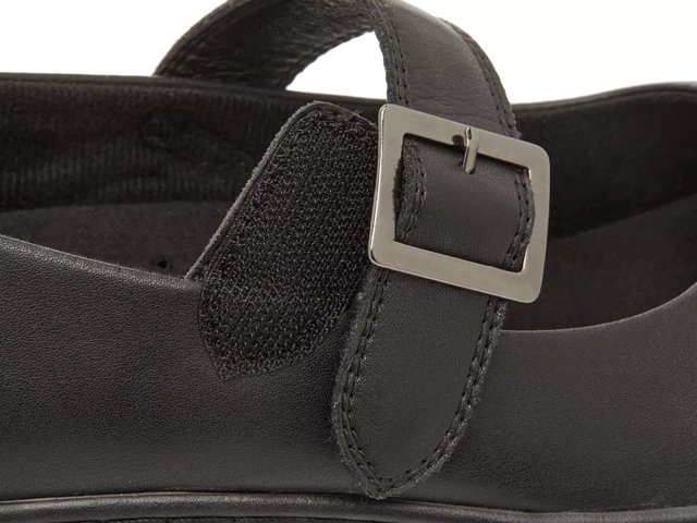 Dsw arvada sale