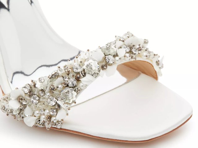 Dsw badgley mischka store