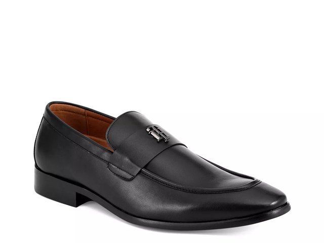 Tommy hilfiger sandals dsw deals