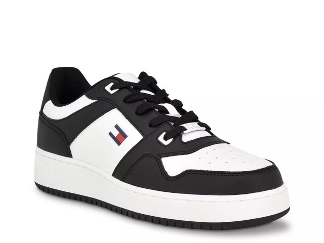 Tommy hilfiger top shoes dsw