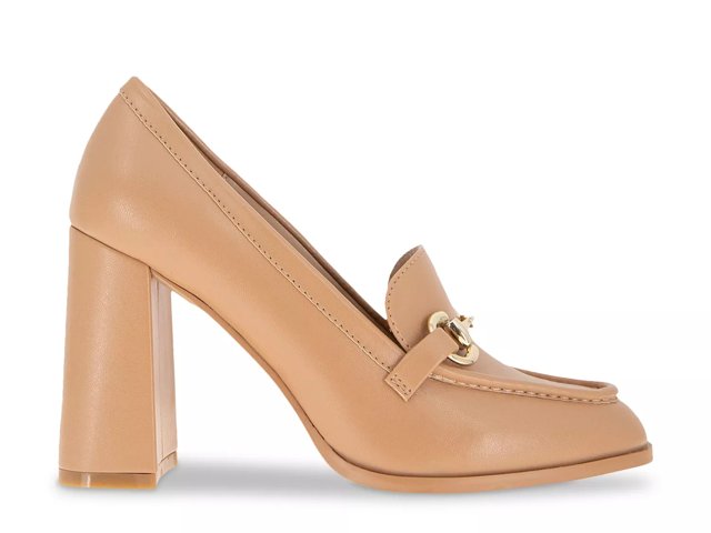BCBGeneration Yixy Pump - Free Shipping | DSW