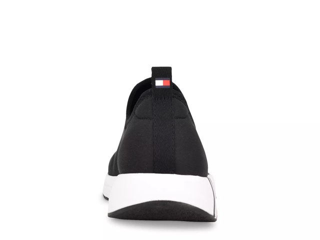   トミーヒルフィガー Arizel Slip-On Sneaker Tommy Hilfiger Arizel Slip-On Sneaker - Free Shipping | DSW