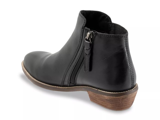 Softwalk rocklin 2025 boot