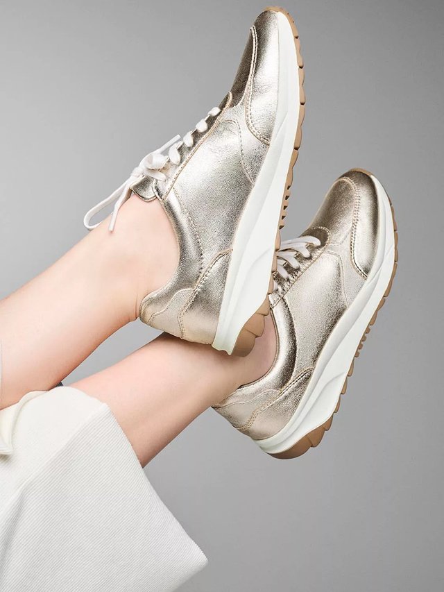 Shay discount wedge sneaker