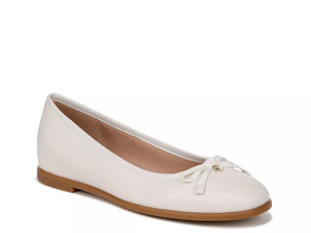Naturalizer Essential Ballet Flat Free Shipping DSW