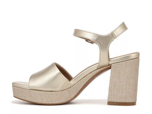 Naturalizer Lilly Platform Sandal - Free Shipping | DSW