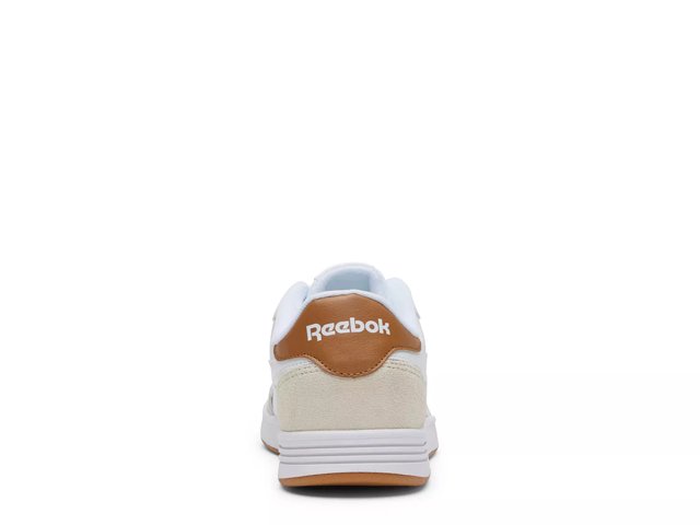 Reebok beige hot sale sneakers