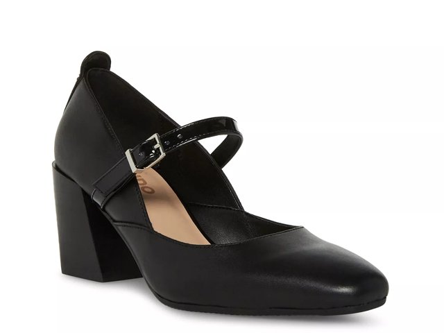 Dsw blondo best sale
