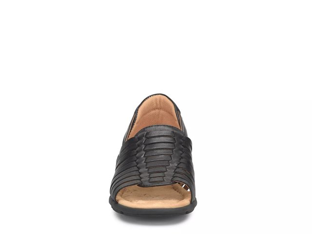 Dsw huarache sandals discount