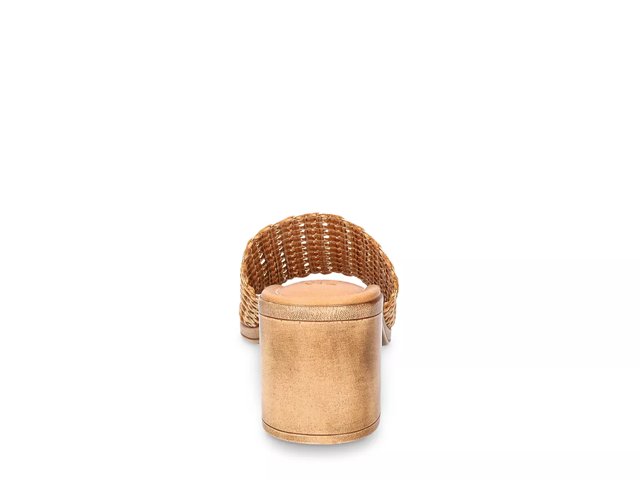 Bella Vita Eni-Italy Sandal - Free Shipping | DSW