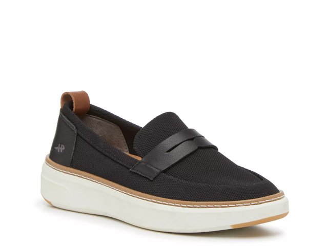 Hush puppies slip on sneakers hotsell