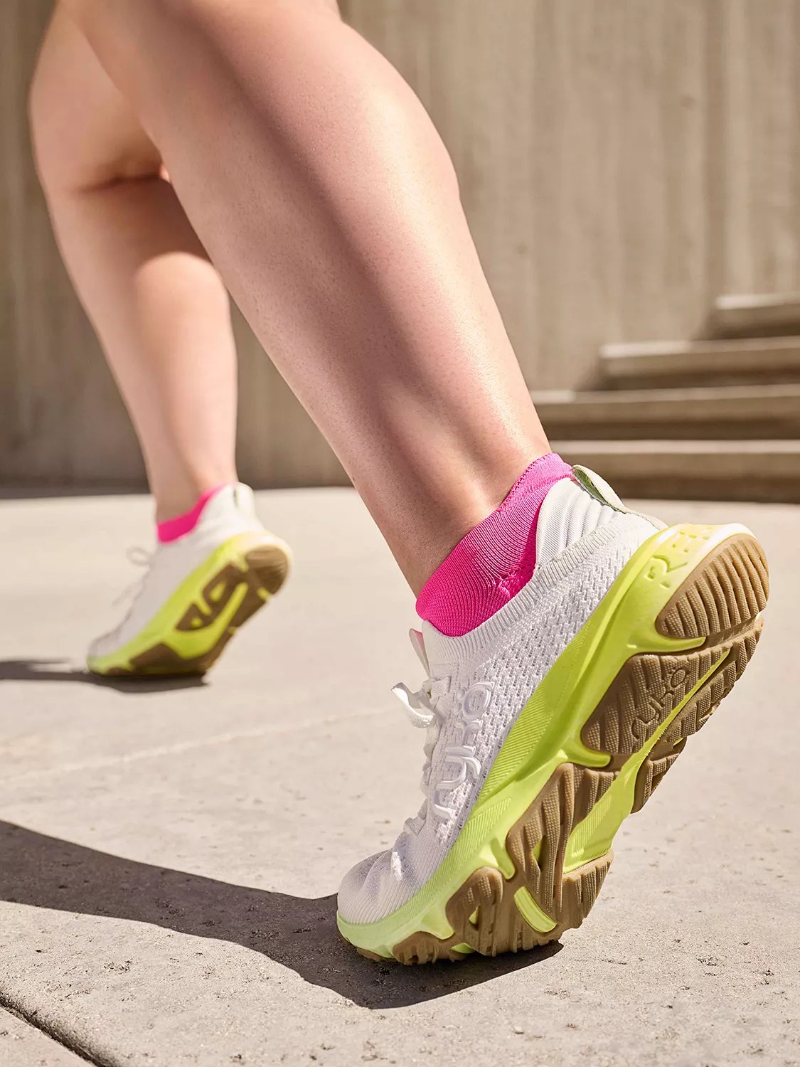 Revolution RZ1 Running Shoe