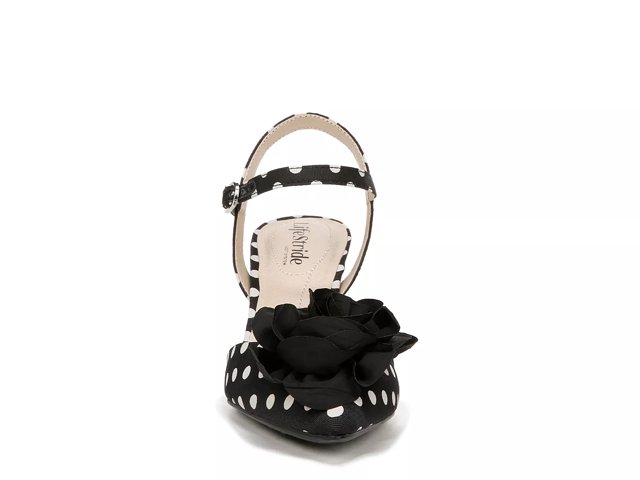 LifeStride Sasha Pump