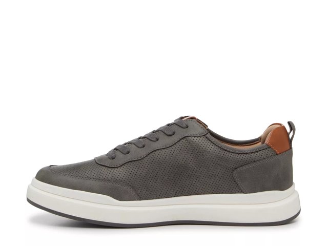 Tahjj Sneaker - Men's