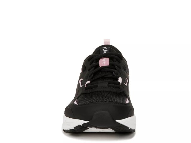 Integrity Sneaker - Women's