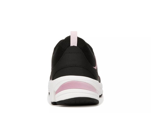 Integrity Sneaker - Women's