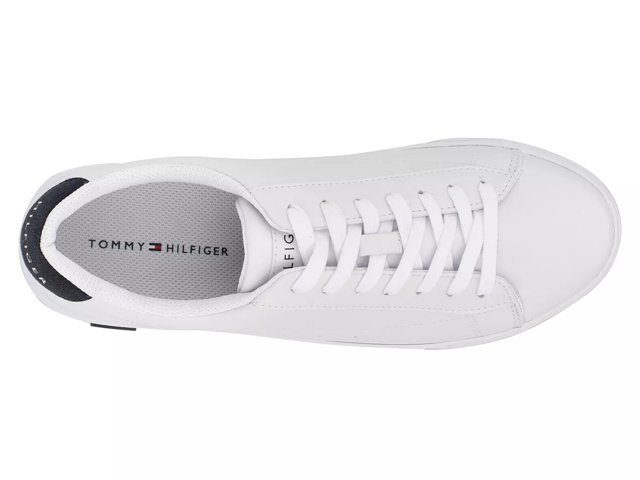 Tommy hilfiger sneakers best sale dsw