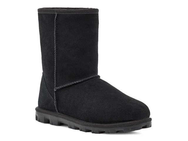 Ugg Women s Essential Short Boot Black Knee Boots 5
