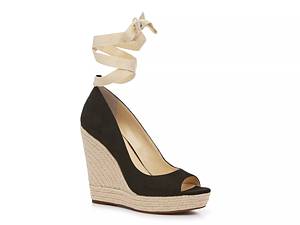 Jessica simpson closed toe on sale wedges