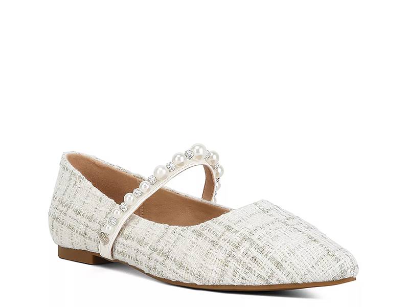 Shop Women s White Dress Flats DSW