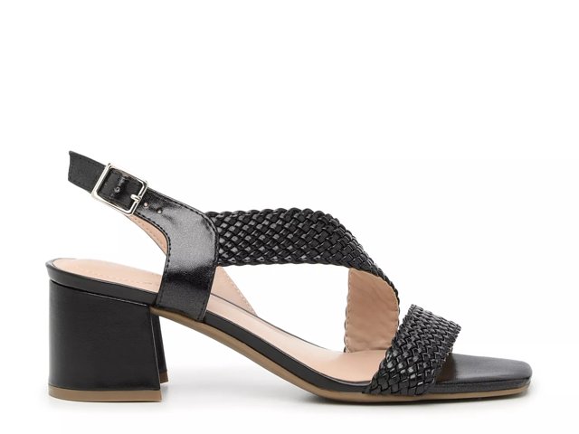 Bandolino Mizzy Sandal