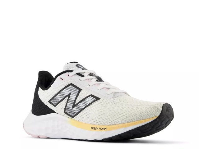 New Balance Women s Fresh Foam Arishi V4 Running Shoe WARISYW4 White 9.5