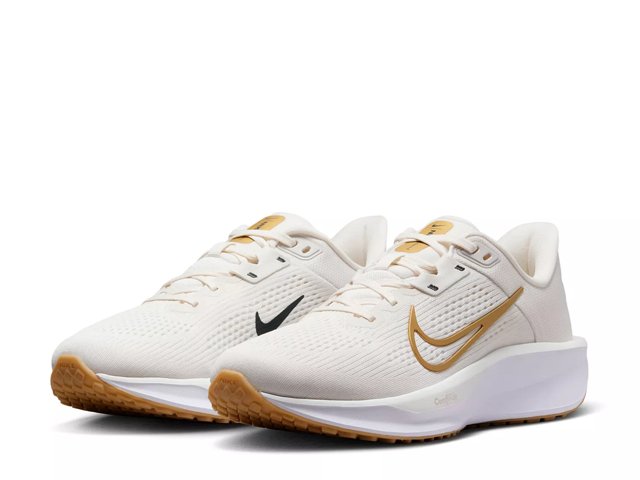 Nike Quest 6 Running Shoe Women s Free Shipping DSW