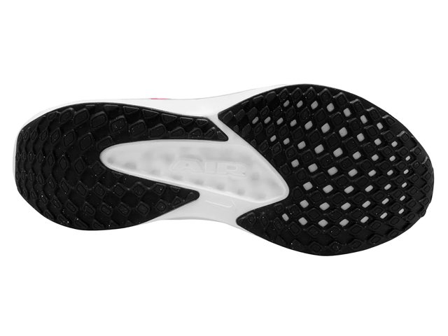 Nike Quest 6 Running Shoe - Women's