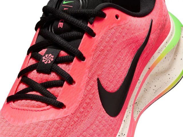 Nike neon pink running shoes outlet