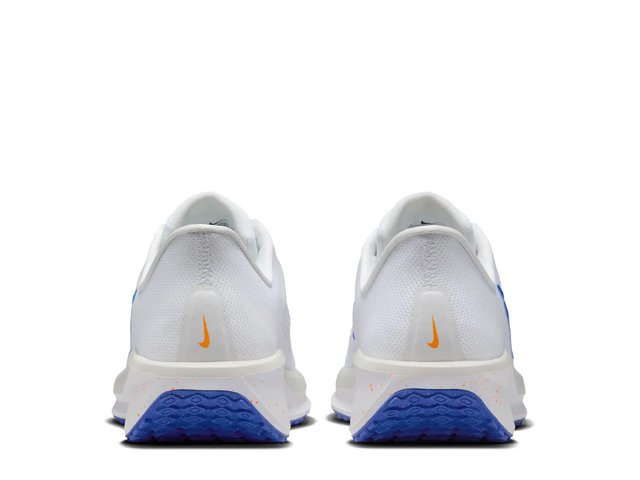 Nike quest dsw shop