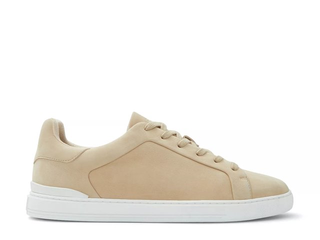 Franco sarto benny store