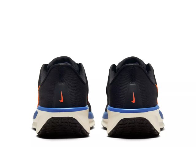 Nike quest black orange hot sale