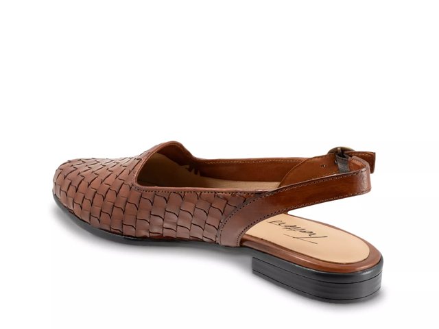Trotters Lea Flat - Free Shipping | DSW