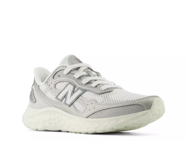 New Balance Women s Fresh Foam Arishi V4 Running Shoe