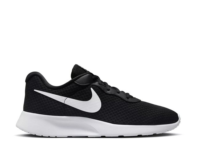 Nike Tanjun Sneaker - Men's - Free Shipping | DSW