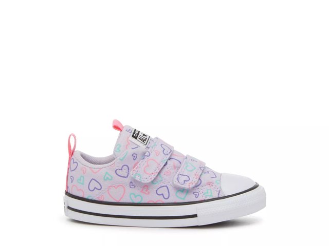 Chuck taylor all star hearts high top discount
