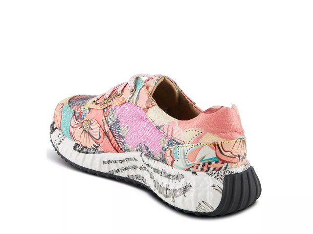 Spring step sneakers top
