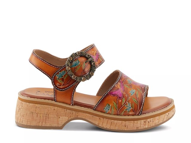 Kenna Sandal